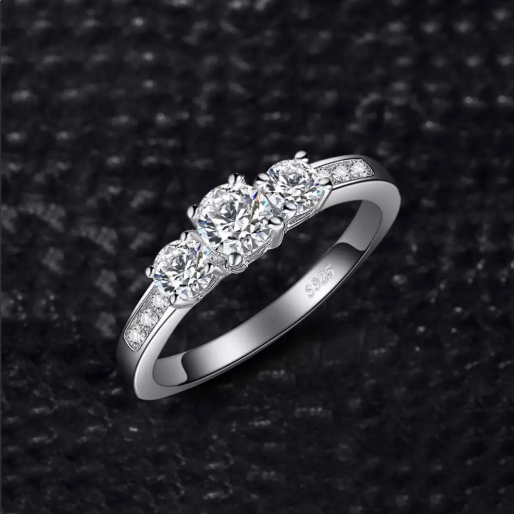 Solid 925 Silver 1.4ct Diamond Engagement Ring